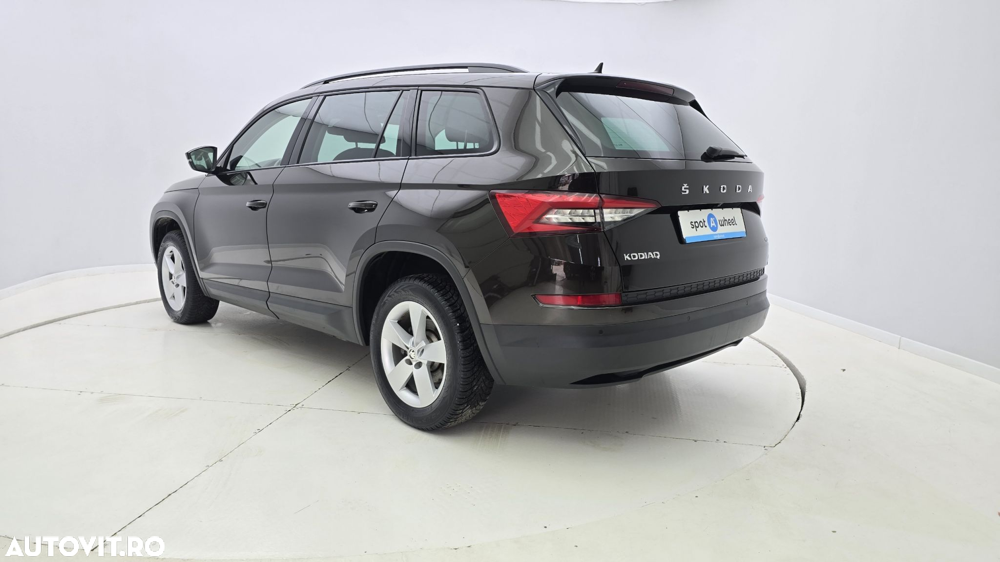 Skoda Kodiaq 2.0 TDI 4X4 DSG Ambition - 8