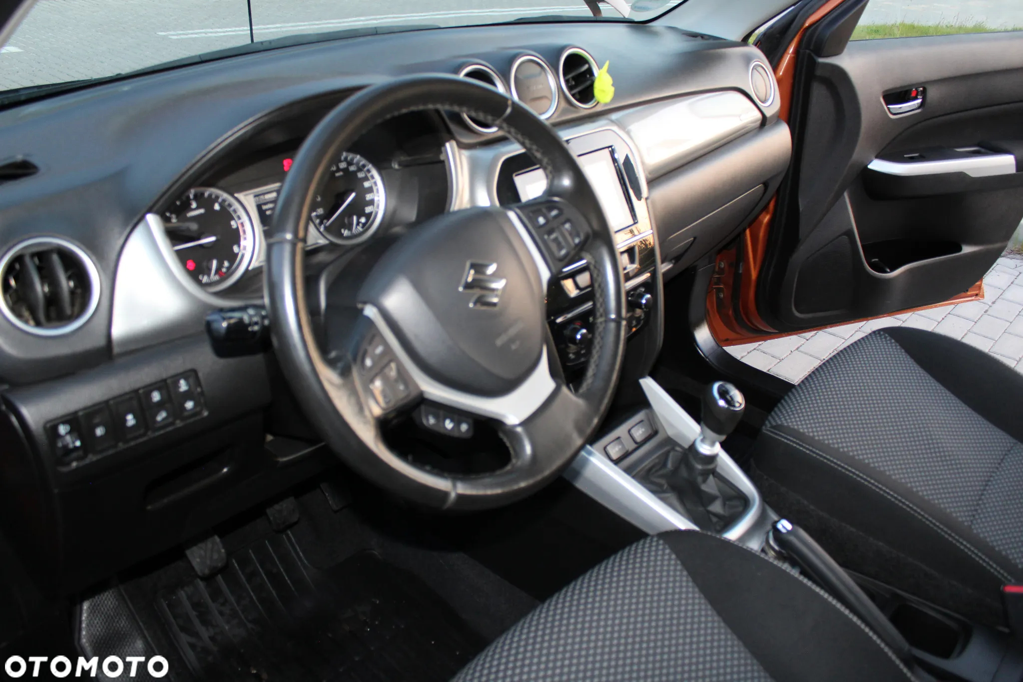 Suzuki Vitara 1.6 DDiS (4x4) Allgrip Comfort+ - 24