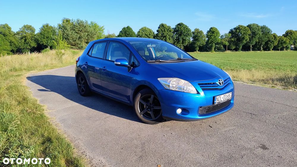 Toyota Auris 1.33 VVT-i Terra - 4
