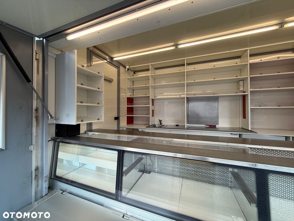 Mercedes-Benz Sprinter - 23