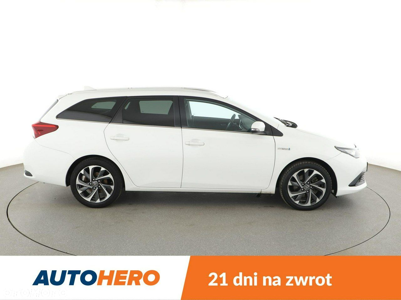 Toyota Auris 1.8 VVT-i Hybrid Automatik Design Edition - 9