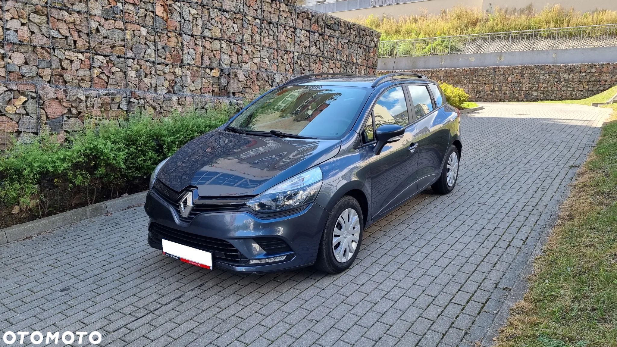 Renault Clio - 1