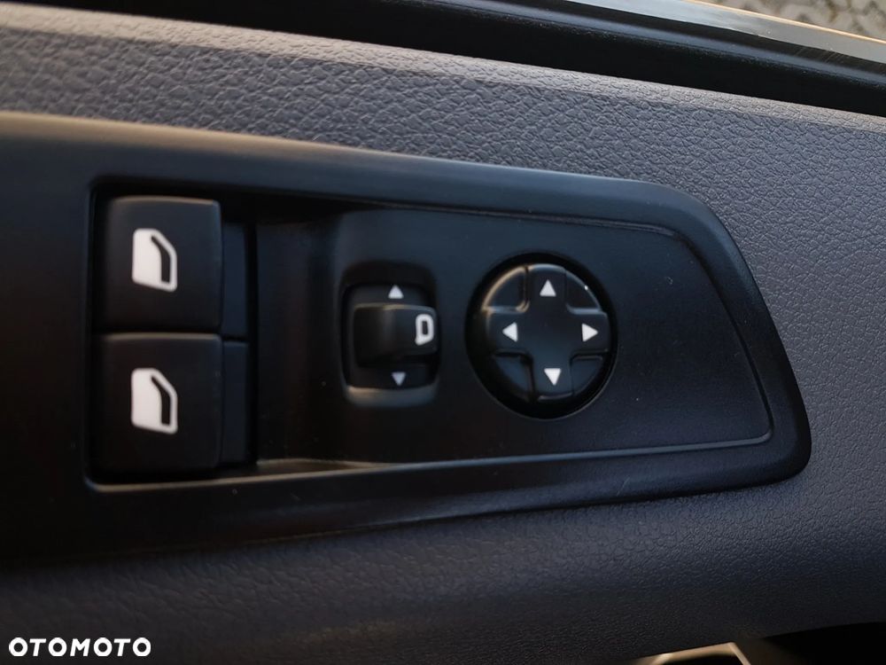 Toyota PROACE WARSZTAT SERWIS SZAFKI NARZĘDZIOWE 2,0 D4D WEBASTO KLIMA TEMPOMAT BLASZAK VAN FURGON KRAJOWY - 9