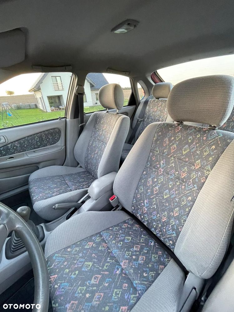 Toyota Corolla - 4