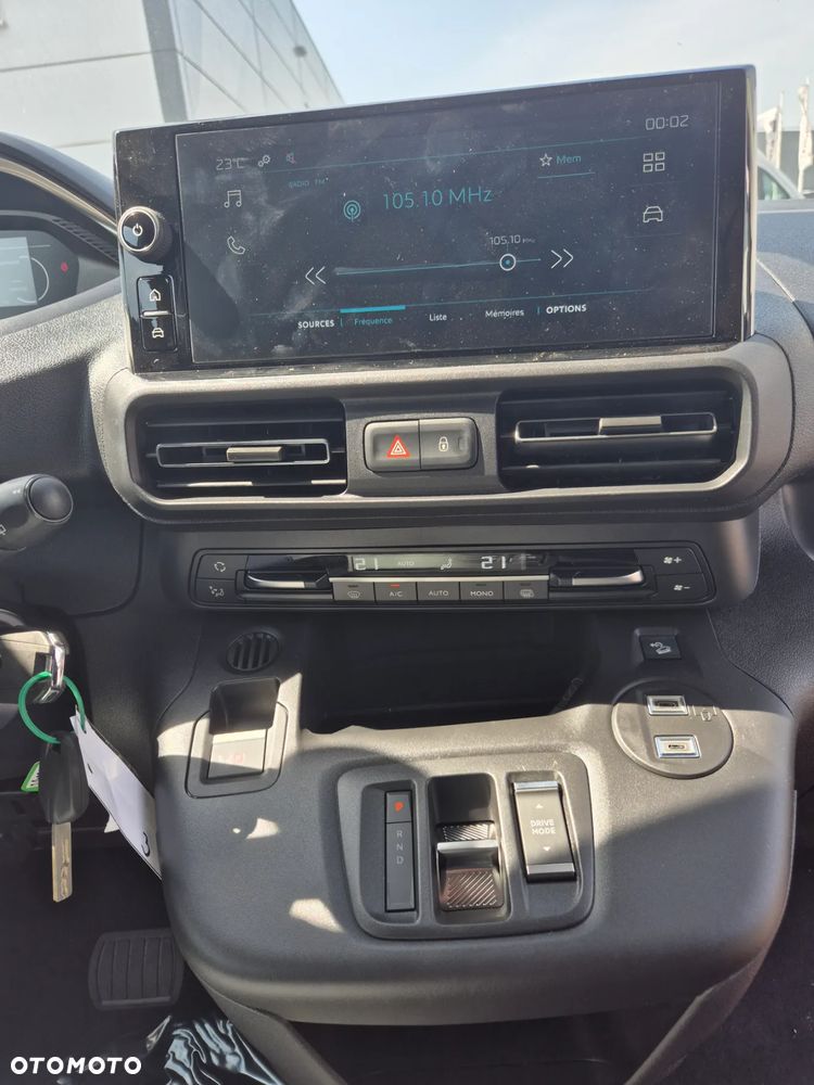 Peugeot e-Partner Furgon Standard ELEKTRYCZNY EV 136KM (akumulator 50 kWh) 2025 !! OD RĘKI !! - 12