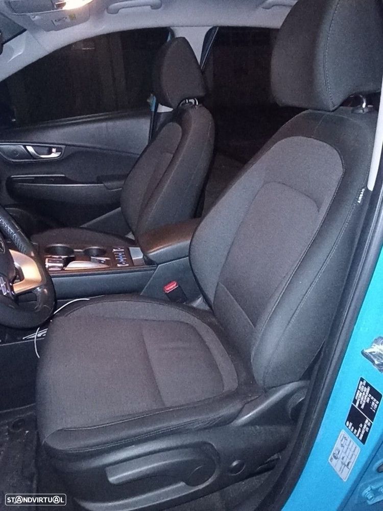 Hyundai Kauai EV 39 kWh Premium - 7