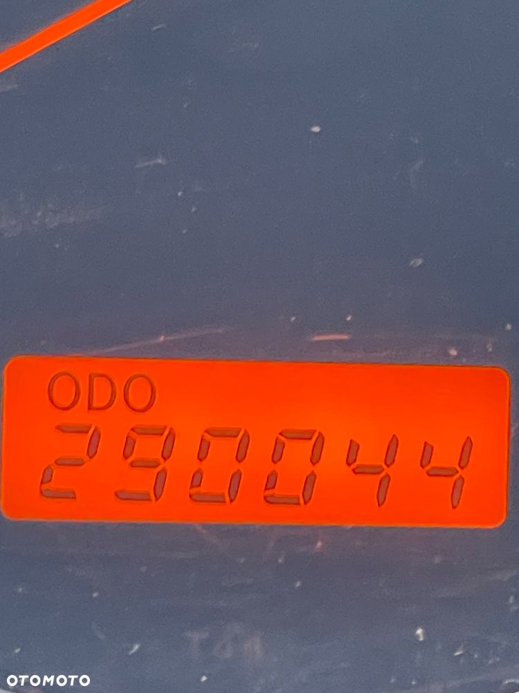 Toyota Avensis 2.0 D-4D Luna - 10
