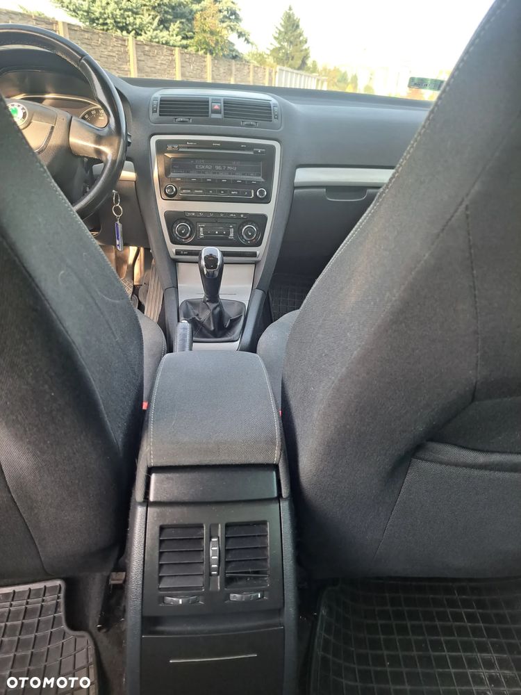 Skoda Octavia - 5