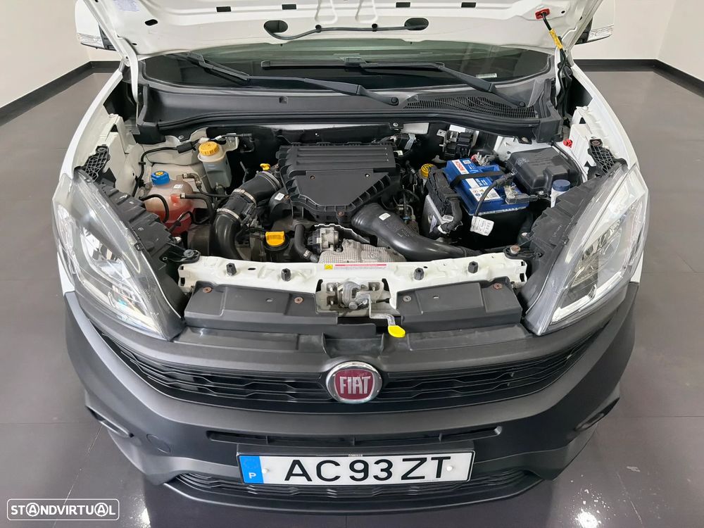 Fiat DOBLO CARGO 1.3 M-JET 95 CV - 3 LUGARES - IVA DEDUTIVÉL - 48