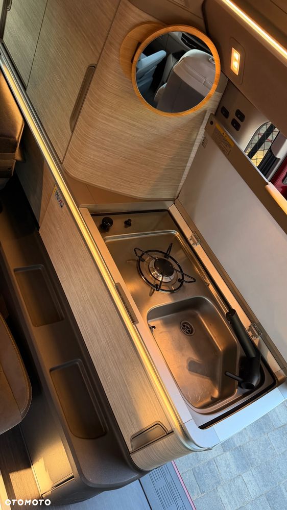 Volkswagen California - 11