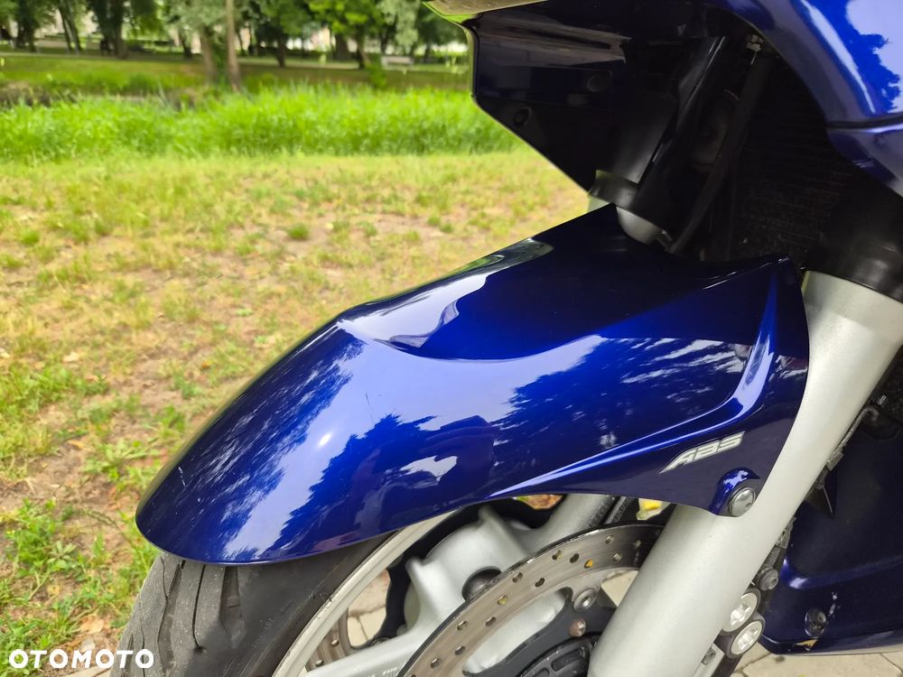Yamaha FJR - 20