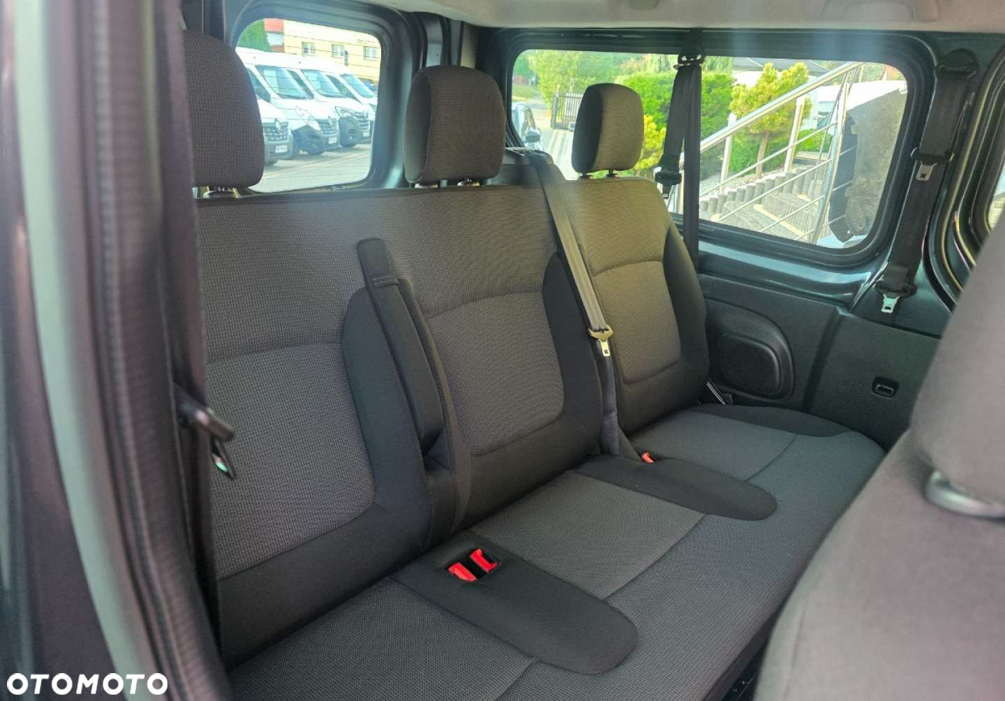 Renault Trafic - 25