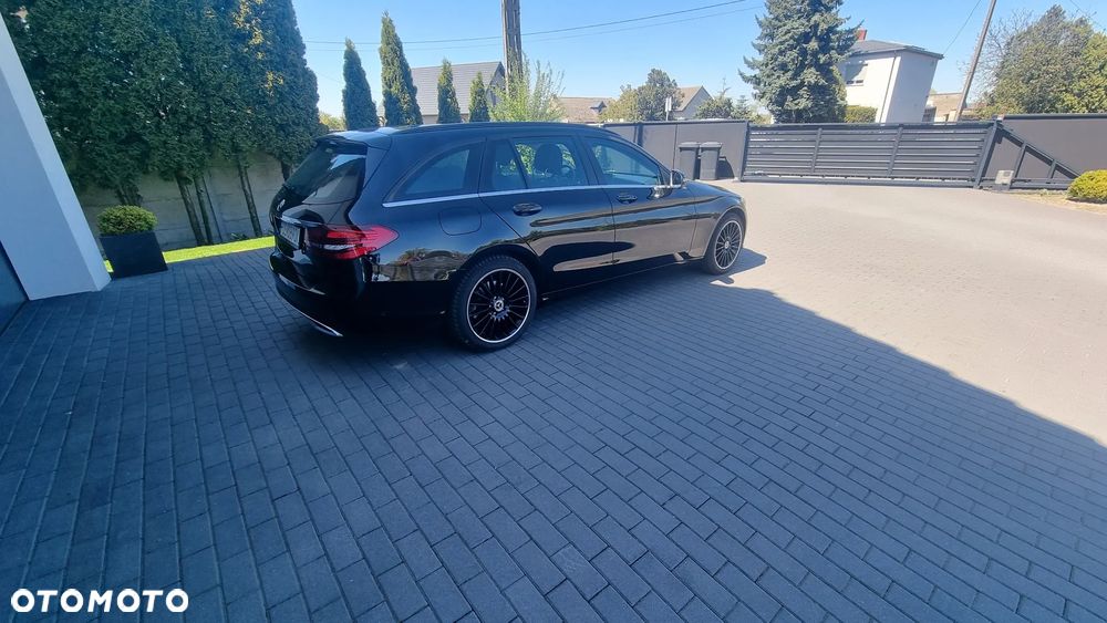 Mercedes-Benz Klasa C 220 d 9G-TRONIC - 20