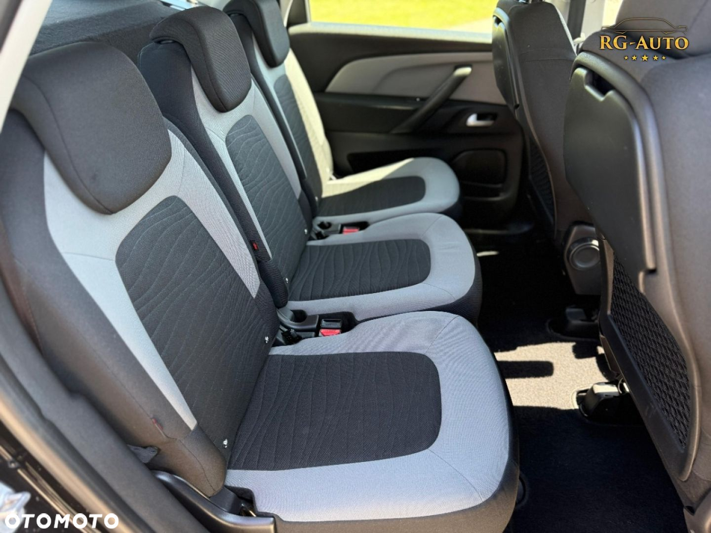 Citroën C4 Picasso - 11