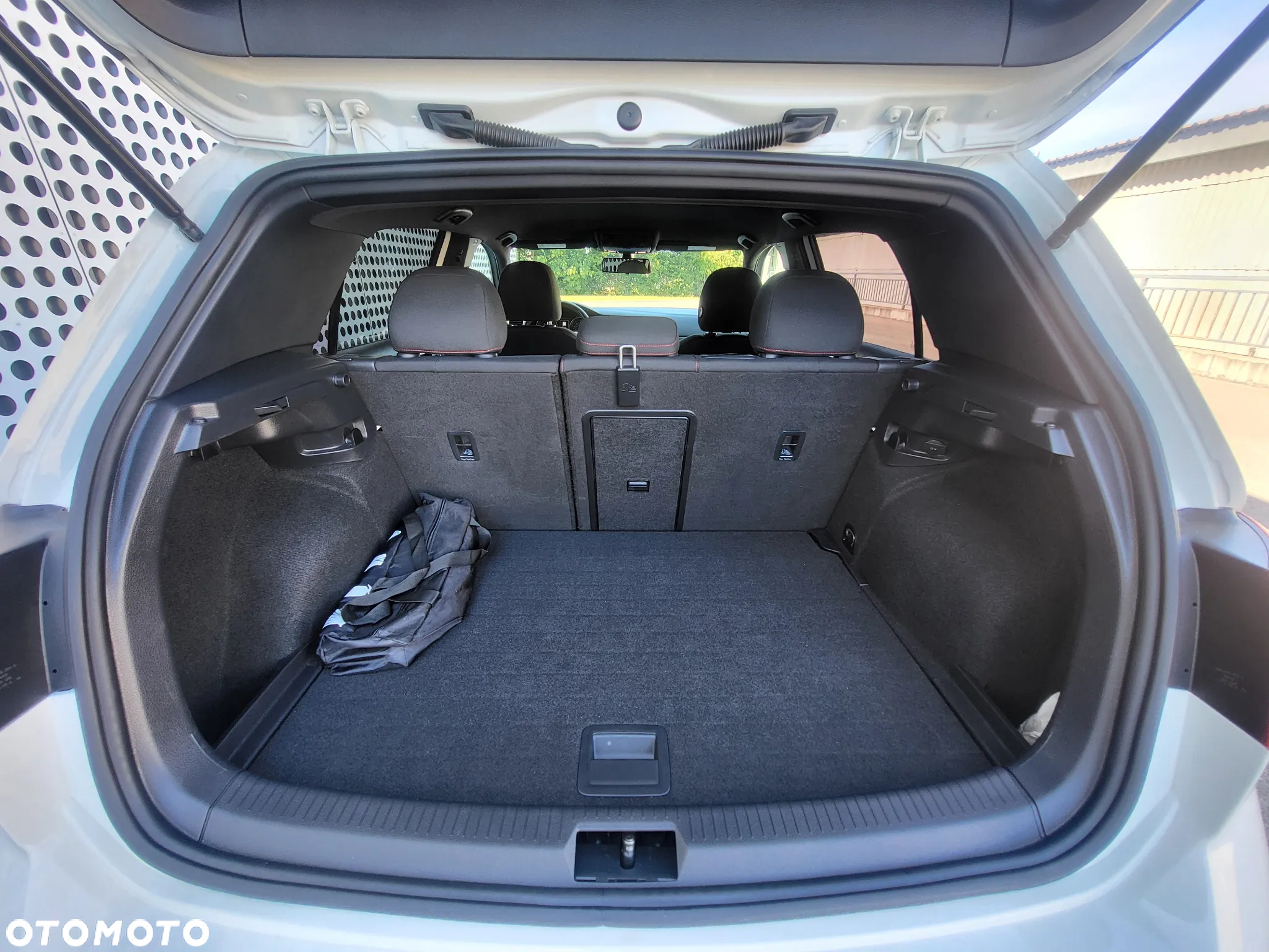 Volkswagen Golf 2.0 TSI OPF DSG GTI - 12