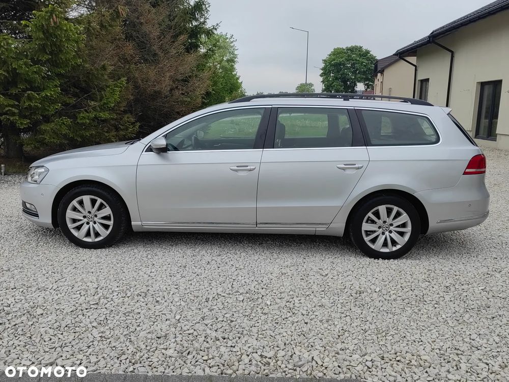 Volkswagen Passat 2.0 TDI Highline R-Style - 13