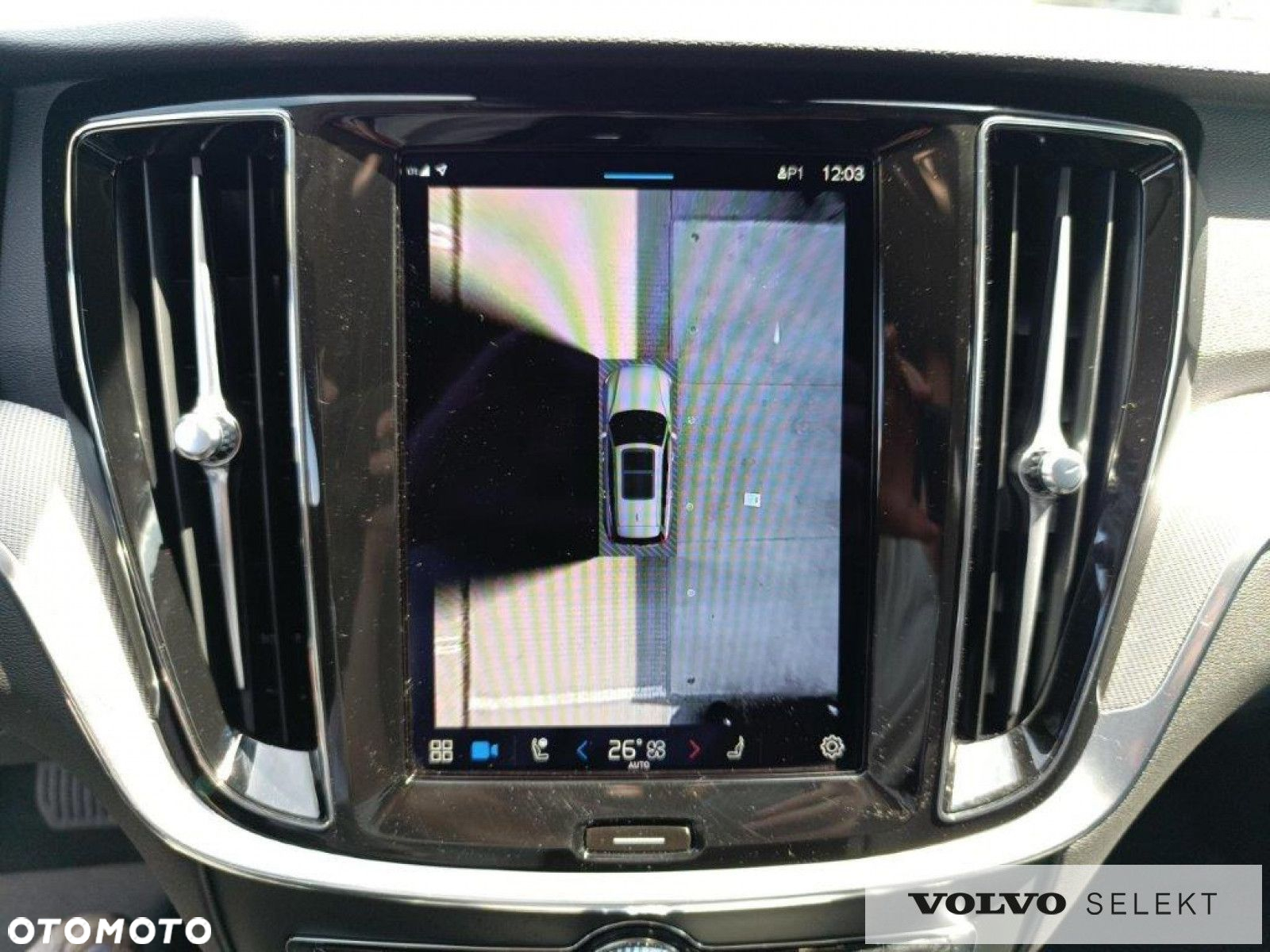 Volvo V60 Cross Country - 25