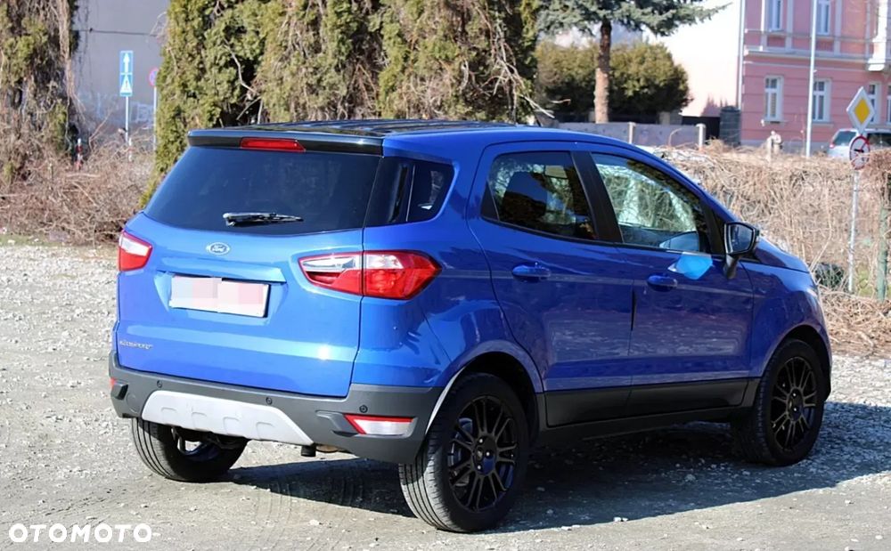Ford EcoSport 1.5 TDCi TITANIUM - 10