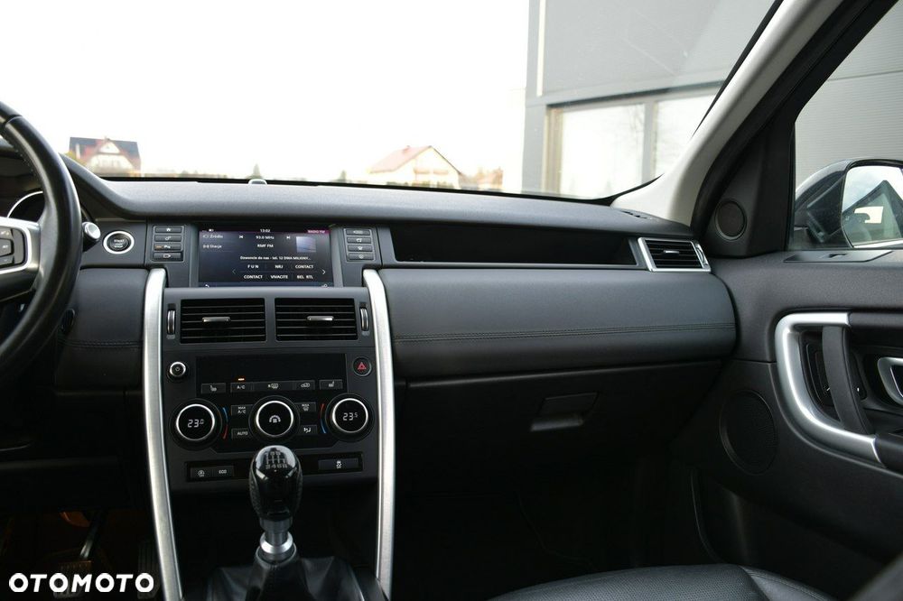 Land Rover Discovery Sport 2.0 eD4 HSE Luxury - 19