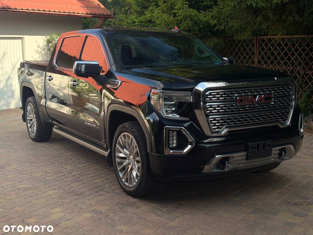 GMC Sierra - 5