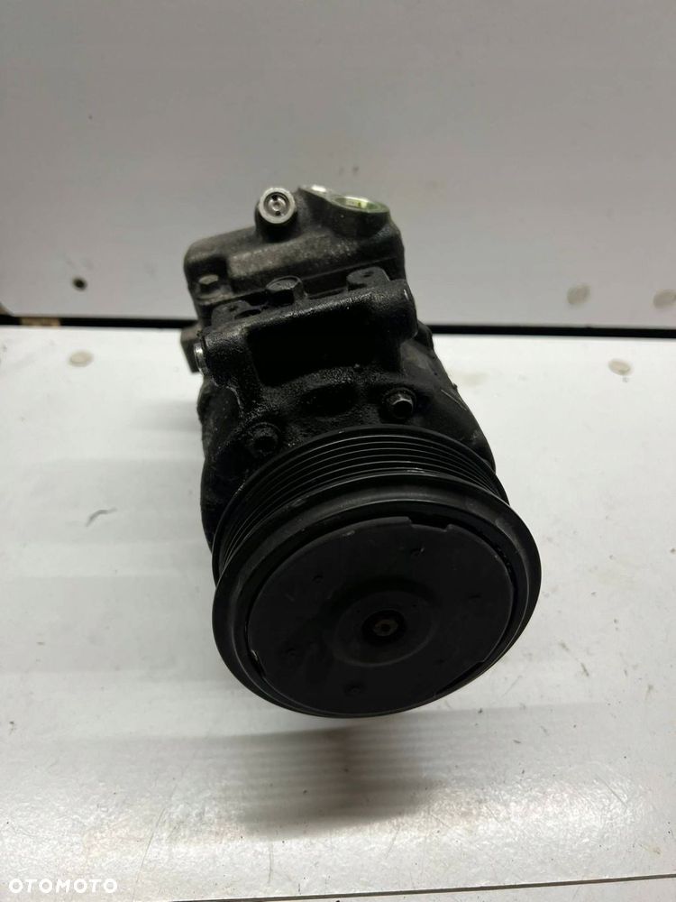 8KD 260 805 Sprężarka klimatyzacji 2.0 TFSI Audi A4 S4 B8 8K - 1