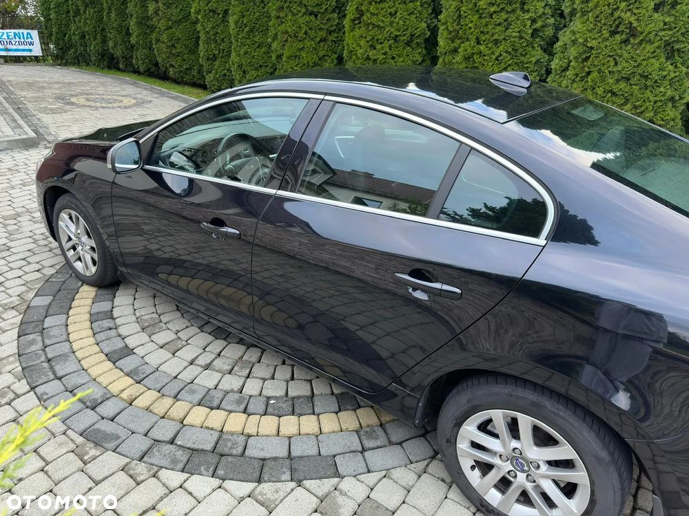 Volvo S60 D2 R-Design - 20