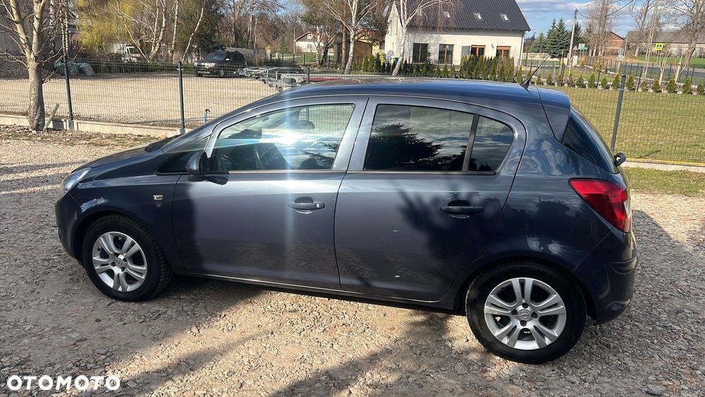 Opel Corsa - 13