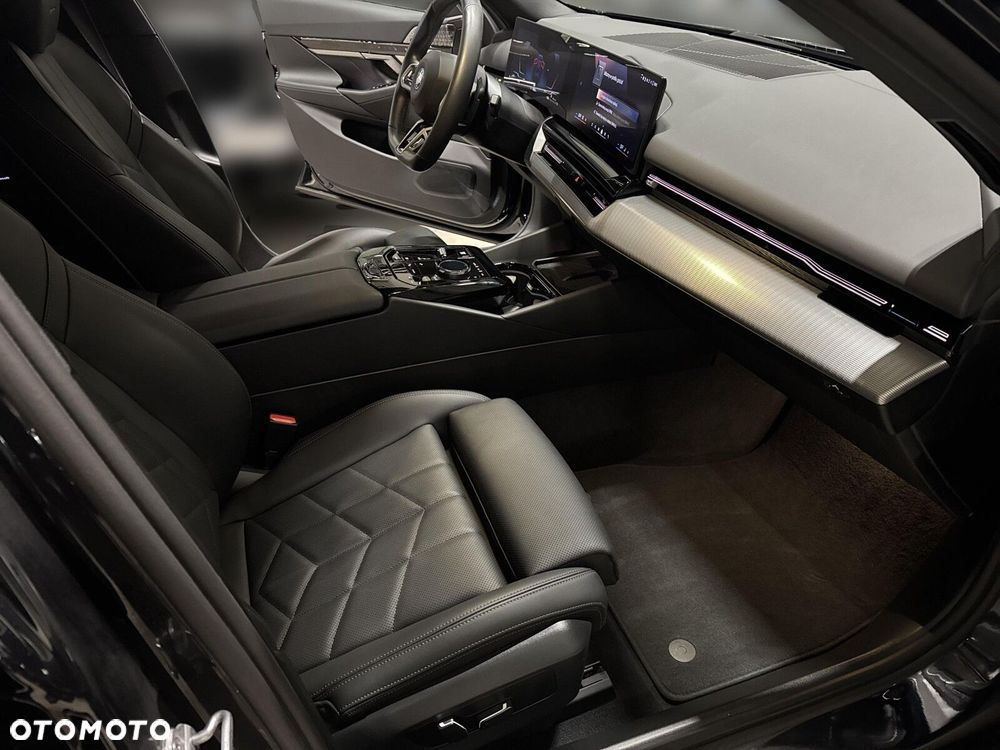 BMW Seria 5 530e xDrive PHEV M Sport - 19