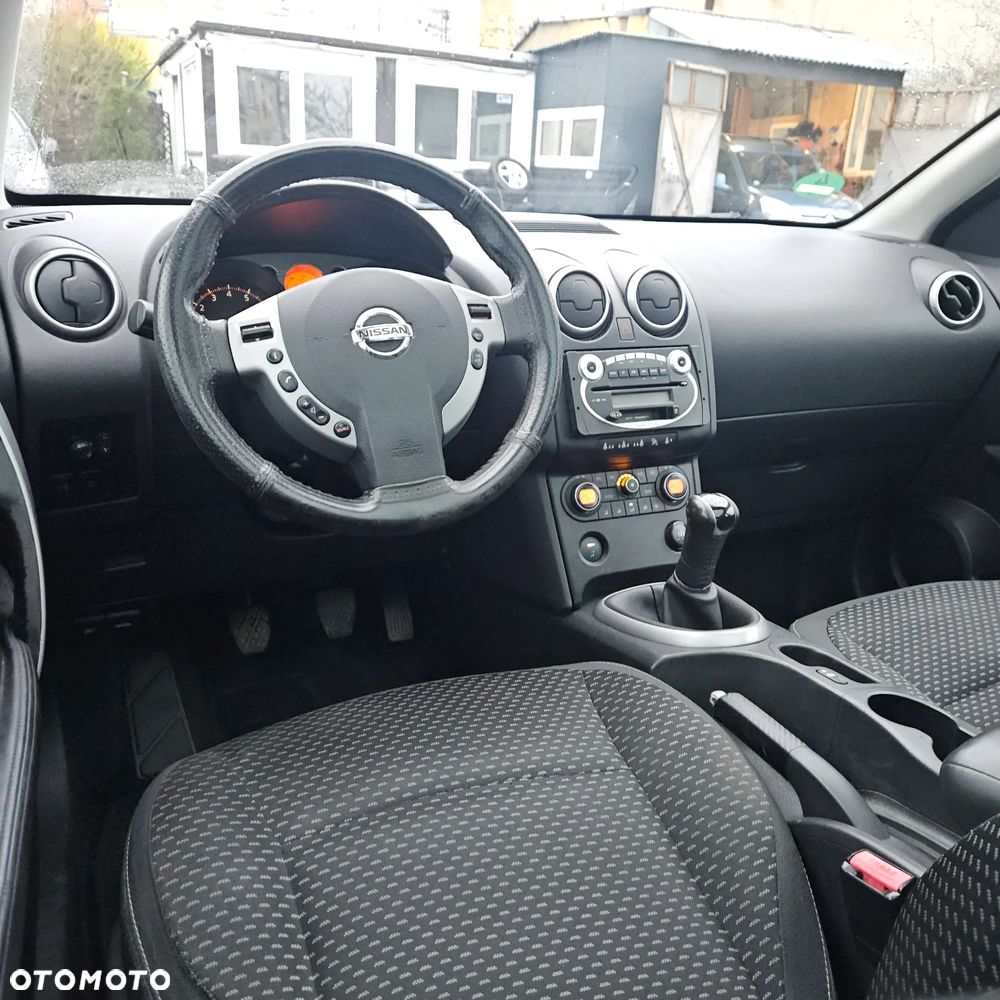 Nissan Qashqai 1.6 visia - 18