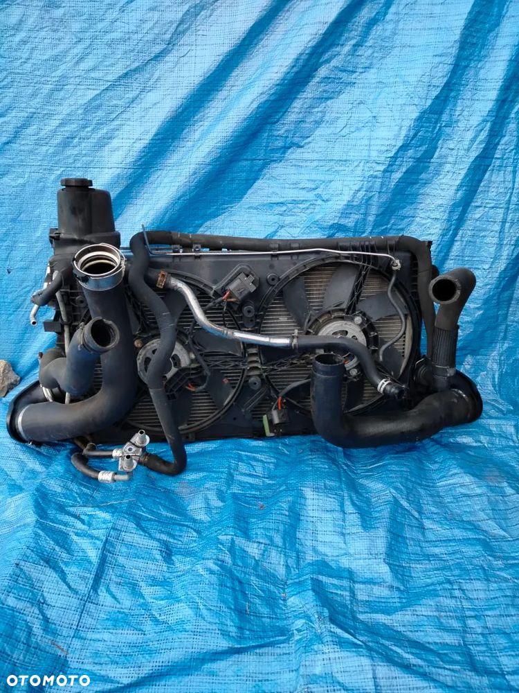 OPEL INSIGNIA A 2.0 CDTI PAS PRZEDNI CHŁODNICE WENTYLATOR KOMPLET Automat - 2