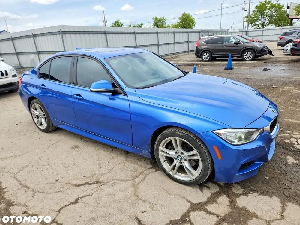 BMW Seria 3 328i xDrive Sport Line - 3