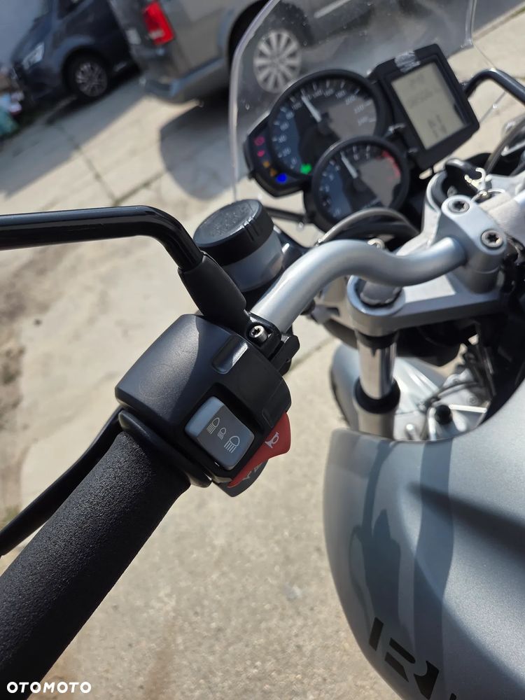 BMW R - 8