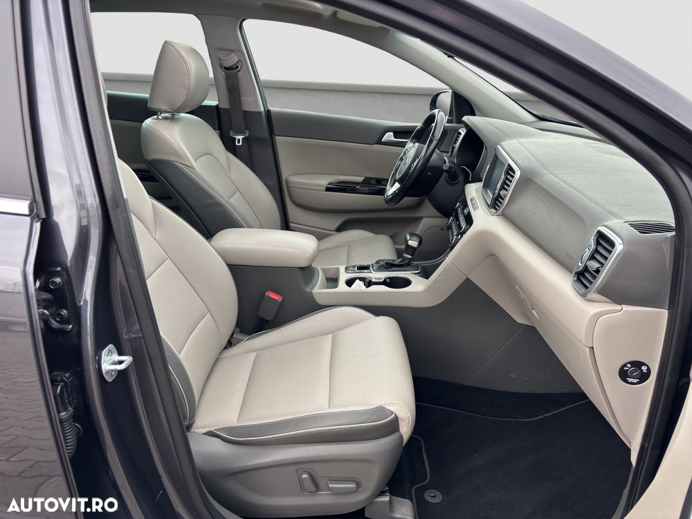 Kia Sportage 2,0 CRDI AWD Aut. Platinum - 8