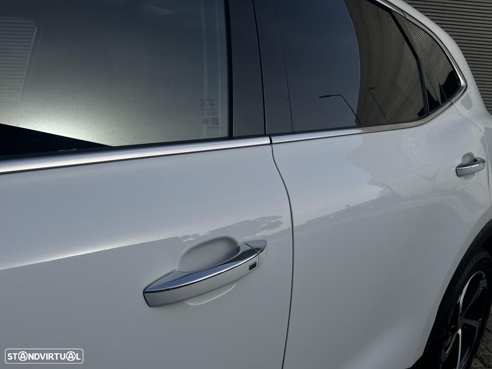 MG EHS 1.5 T-GDI Plug-in Hybrid Luxury - 28