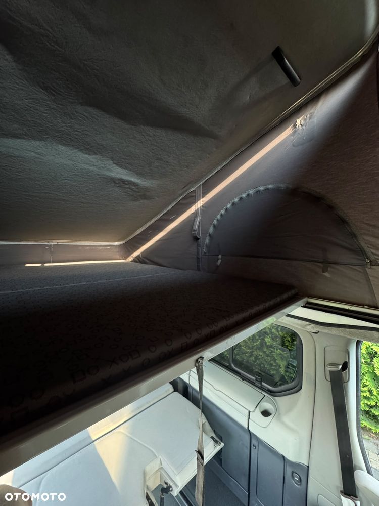 Renault Trafic - 12