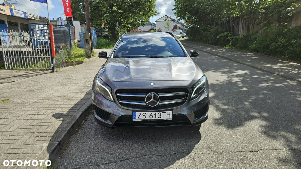 Mercedes-Benz GLA 250 4-Matic AMG Line - 5