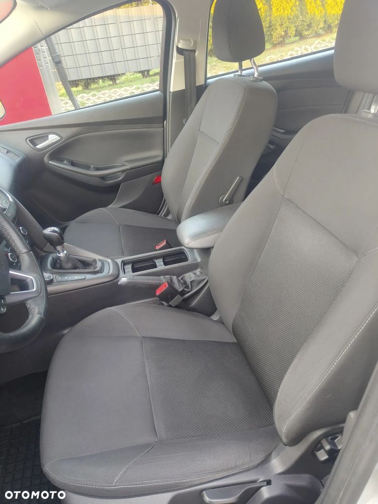 Ford Focus 1.5 TDCi ECOnetic 88g Start-Stopp-System Titanium - 15