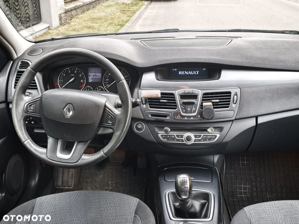 Renault Laguna - 9