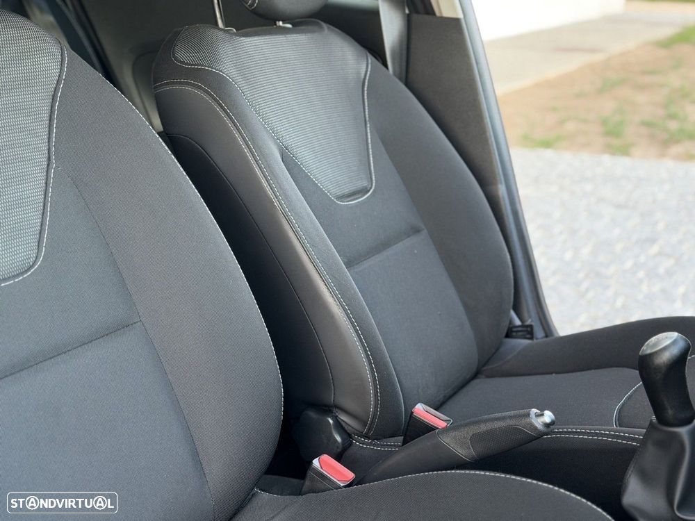 Renault Clio 1.5 dCi Dynamique S - 21