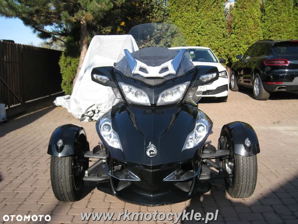 Can-Am Spyder - 8