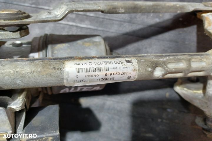 Ansamblu stergatoare parbriz volan pe stanga 5P0955024C 5P0955024C Se - 3