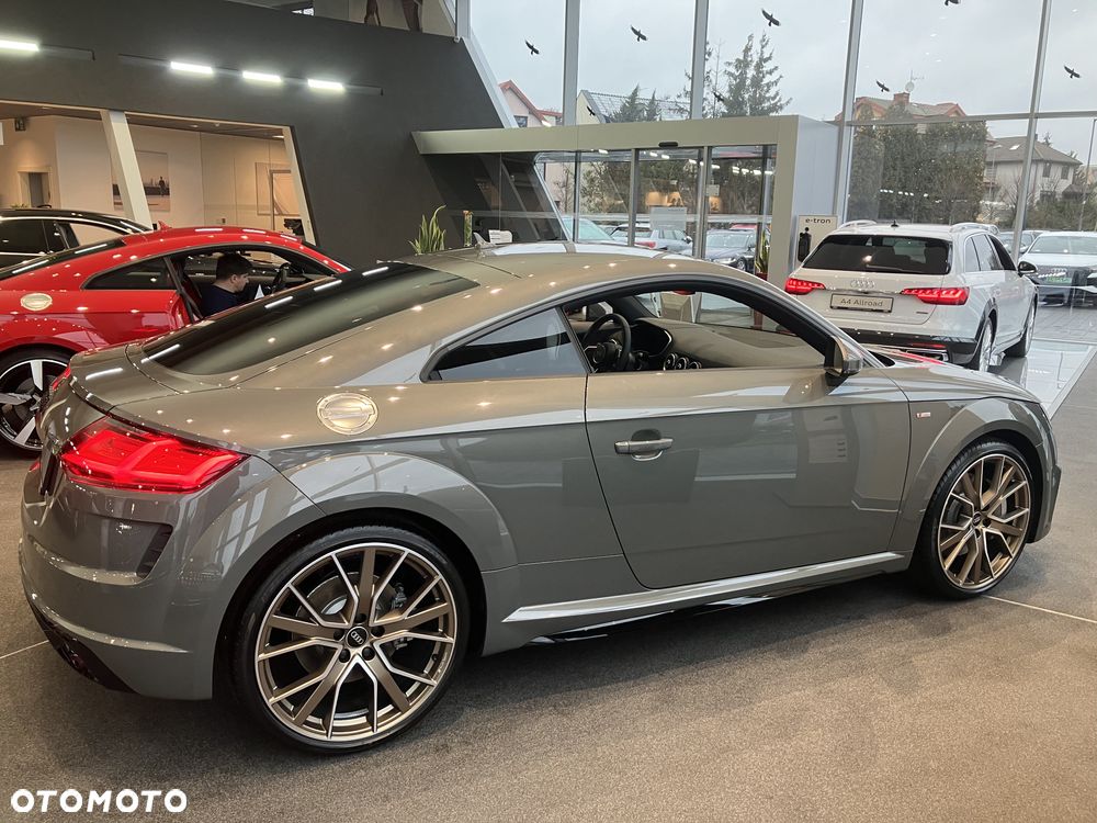 Audi TT Coupé - 3