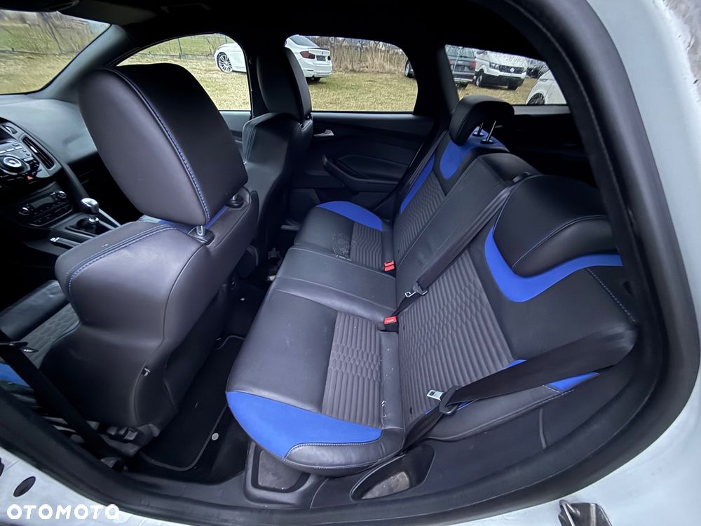 Ford Focus 2.0 EcoBoost ST mit Leder-Sport-Paket - 12