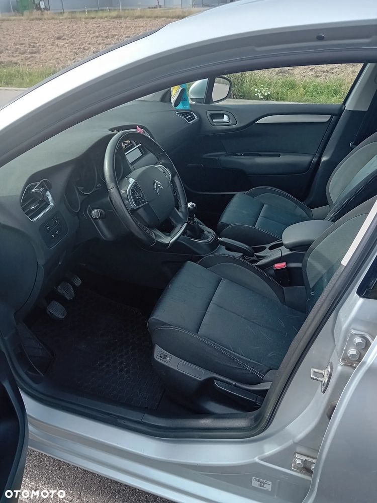 Citroën C4 1.6 HDi Attraction - 11