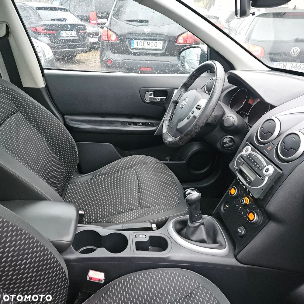 Nissan Qashqai 1.6 visia - 17