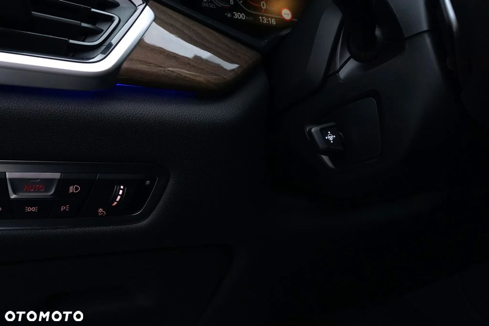 BMW X5 xDrive25d sport - 26