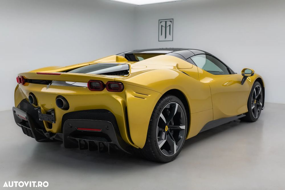 Ferrari SF90 Stradale - 8