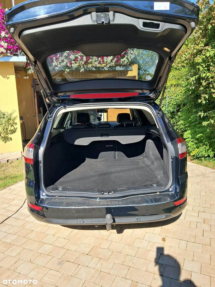 Ford Mondeo - 11