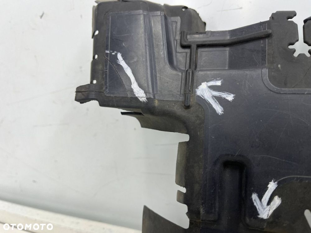 Osłona chłodnicy Peugeot 3008 II 5008 II 16-20 prawa kierownica powietrza pasa przedniego 9813328780 - 3