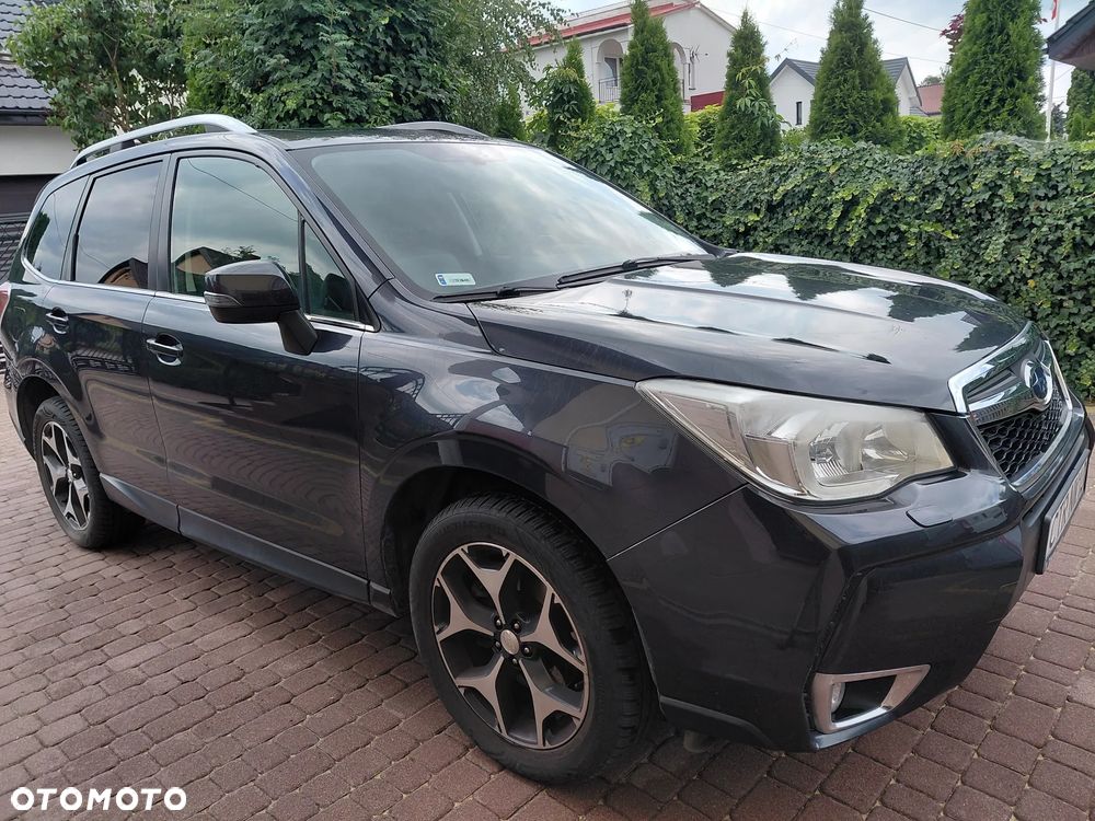 Subaru Forester 2.0XT Platinum Lineartronic - 4